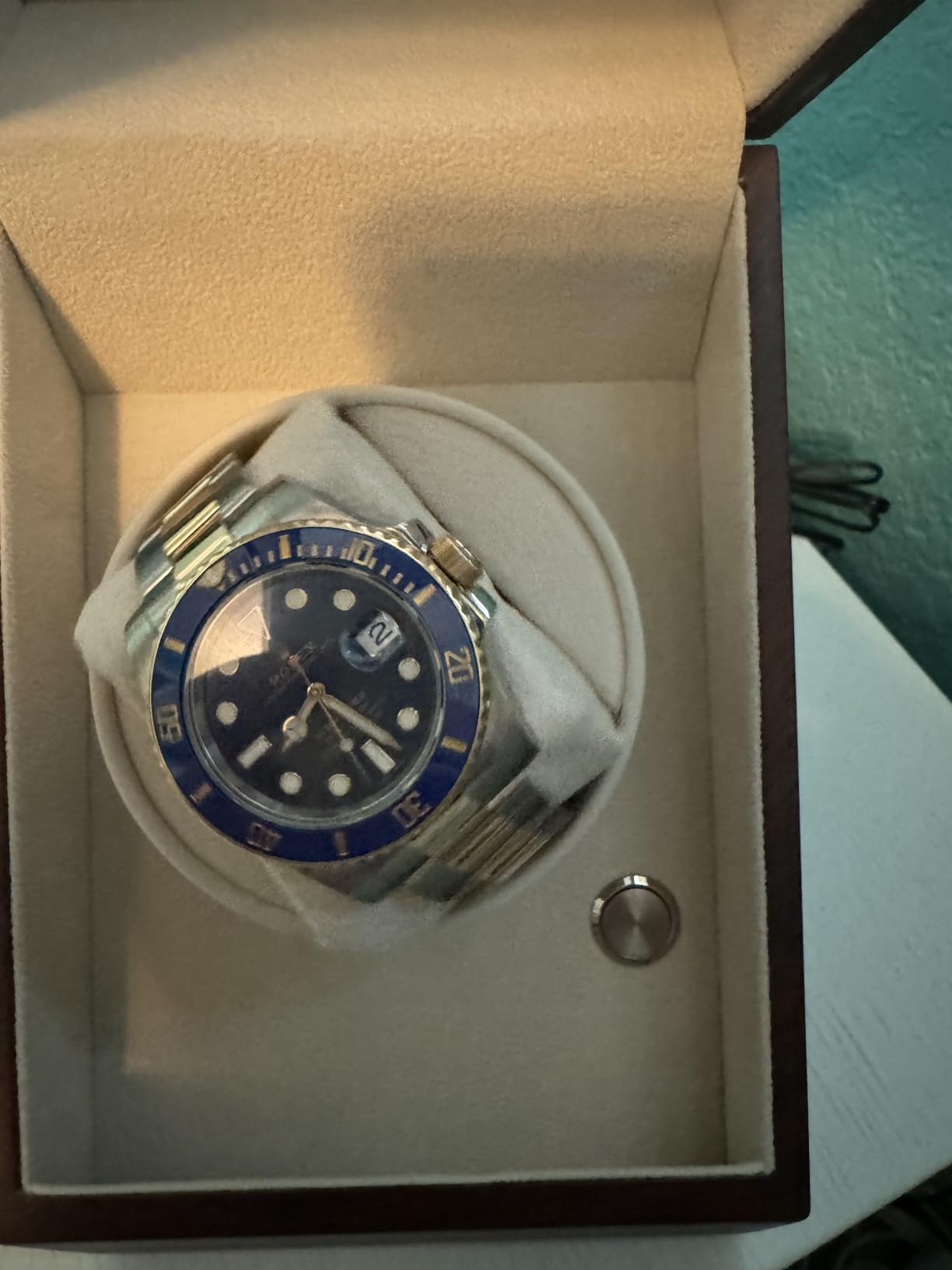 Heiden Watch Winder Single Watch Winders - Japanese Motor - AC Adapter Included - Can Run on Batteries - 12 Multiple Settings - Zero Magnetization Automatic Watch Winder for Rolex customer photo 1