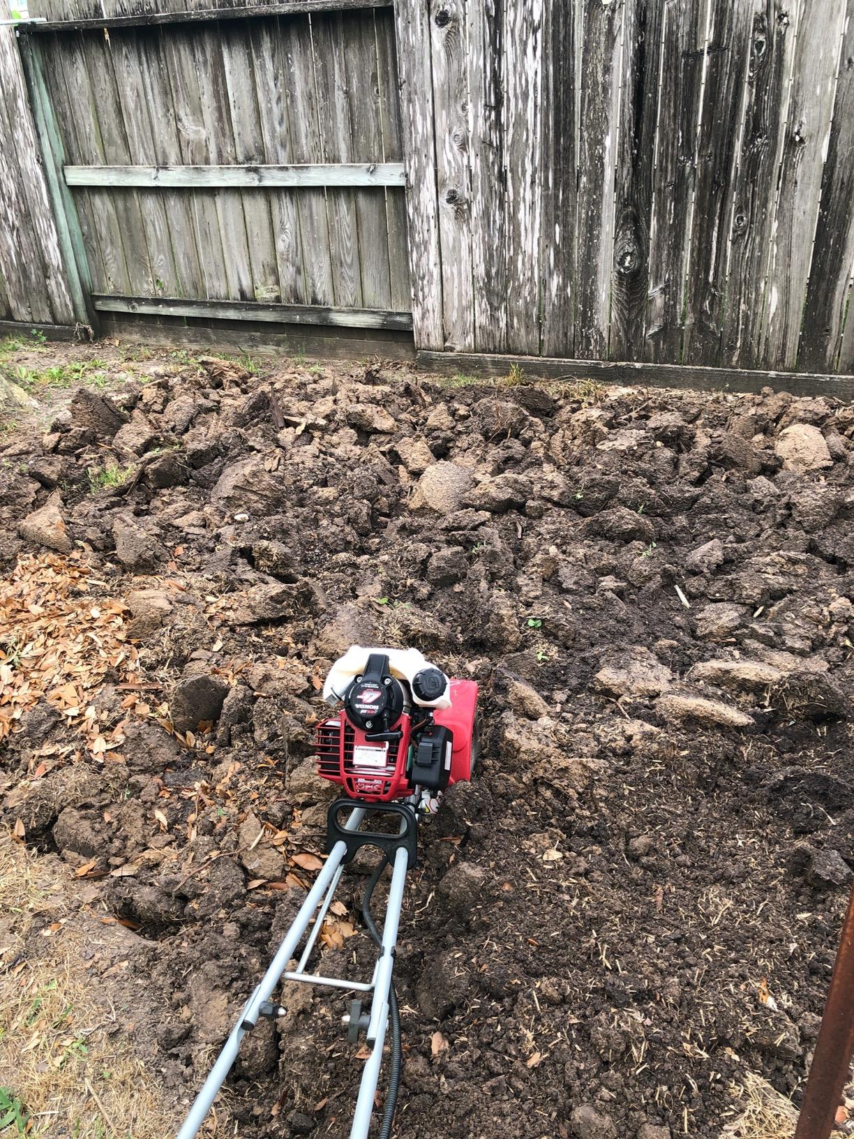 Mantis 7940 4-Cycle Tiller Cultivator Powered by Honda - Lightweight, Powerful and Compact - No Fuel Mix, Sure-Grip Handles - Built To Be Durable and Dependable customer photo 1