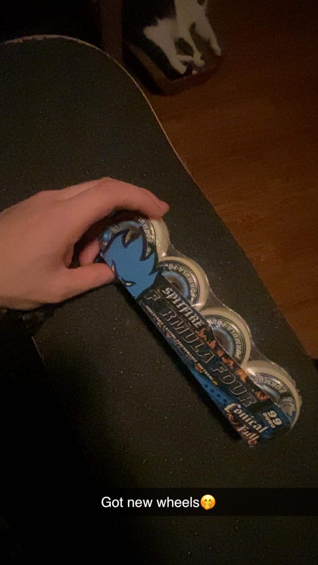 Spitfire Formula 4 99d Conical Full 53mm White W/Blue Skateboard Wheels (Set of 4) customer photo 2