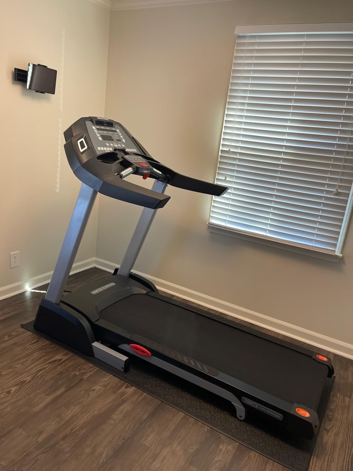 3G Cardio Pro Runner X Treadmill - Heavy Duty Home Construction - FreeSync FTMS Bluetooth Connectivity - Low 6.5