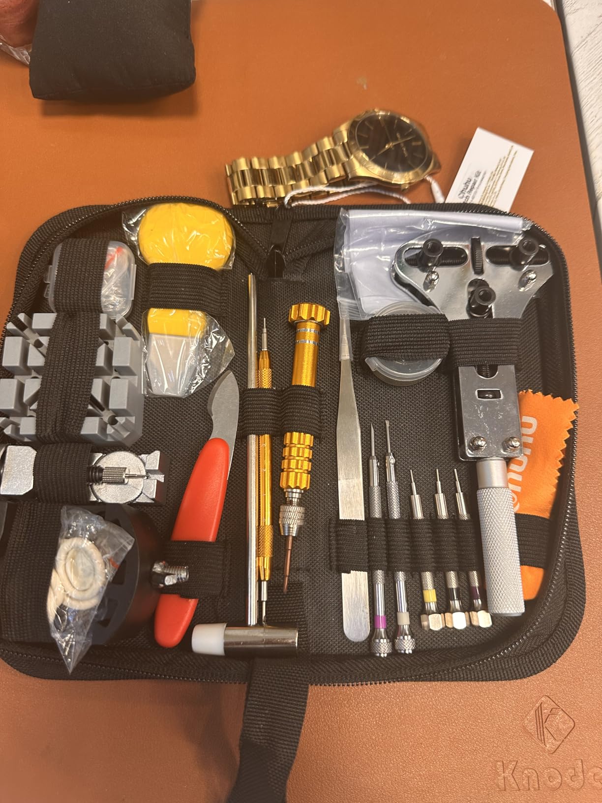 Watch Repair Kit, Ohuhu 192 PCS UPGRADED Heavy Duty Watch Link Removal Battery Replacement Band Tool Kit, Watch Back Remover Tool Professional Watch Repair Opener Tools with PU Leather Bag User Manual customer photo 1