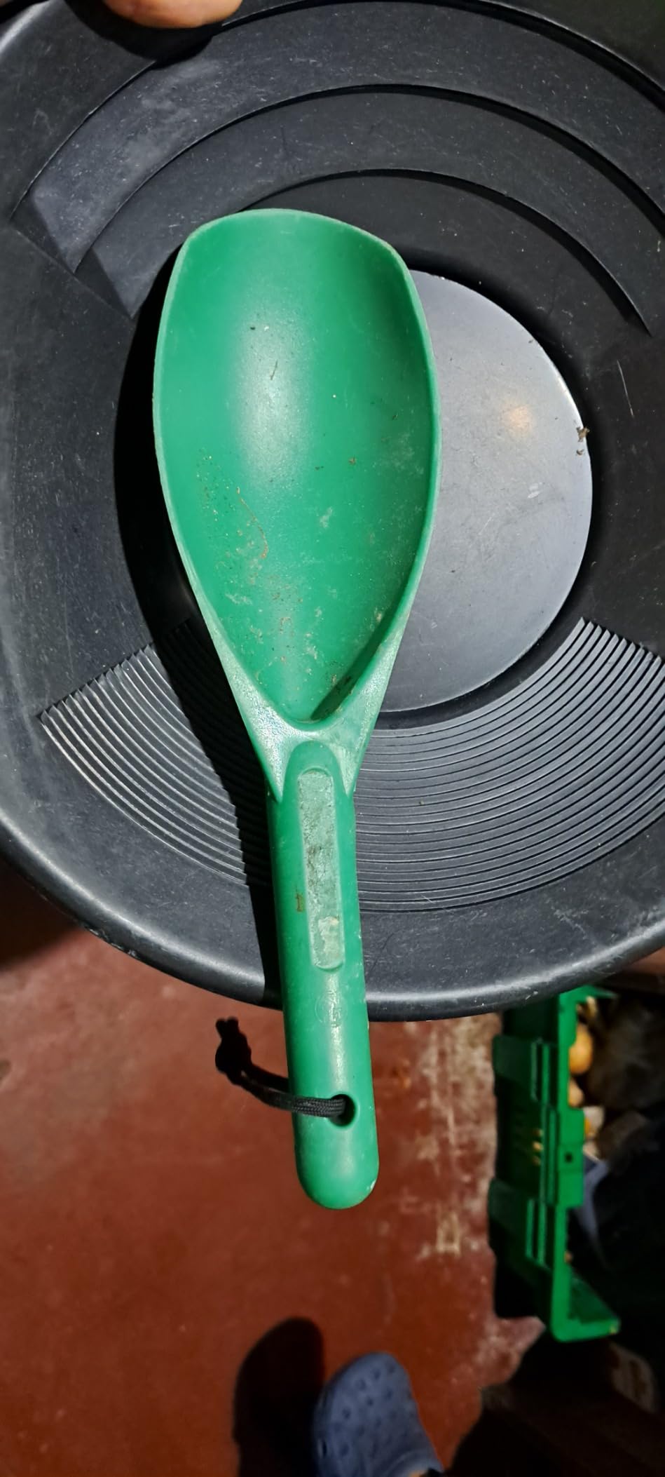 SE Green Prospector's Scoop - 12.5