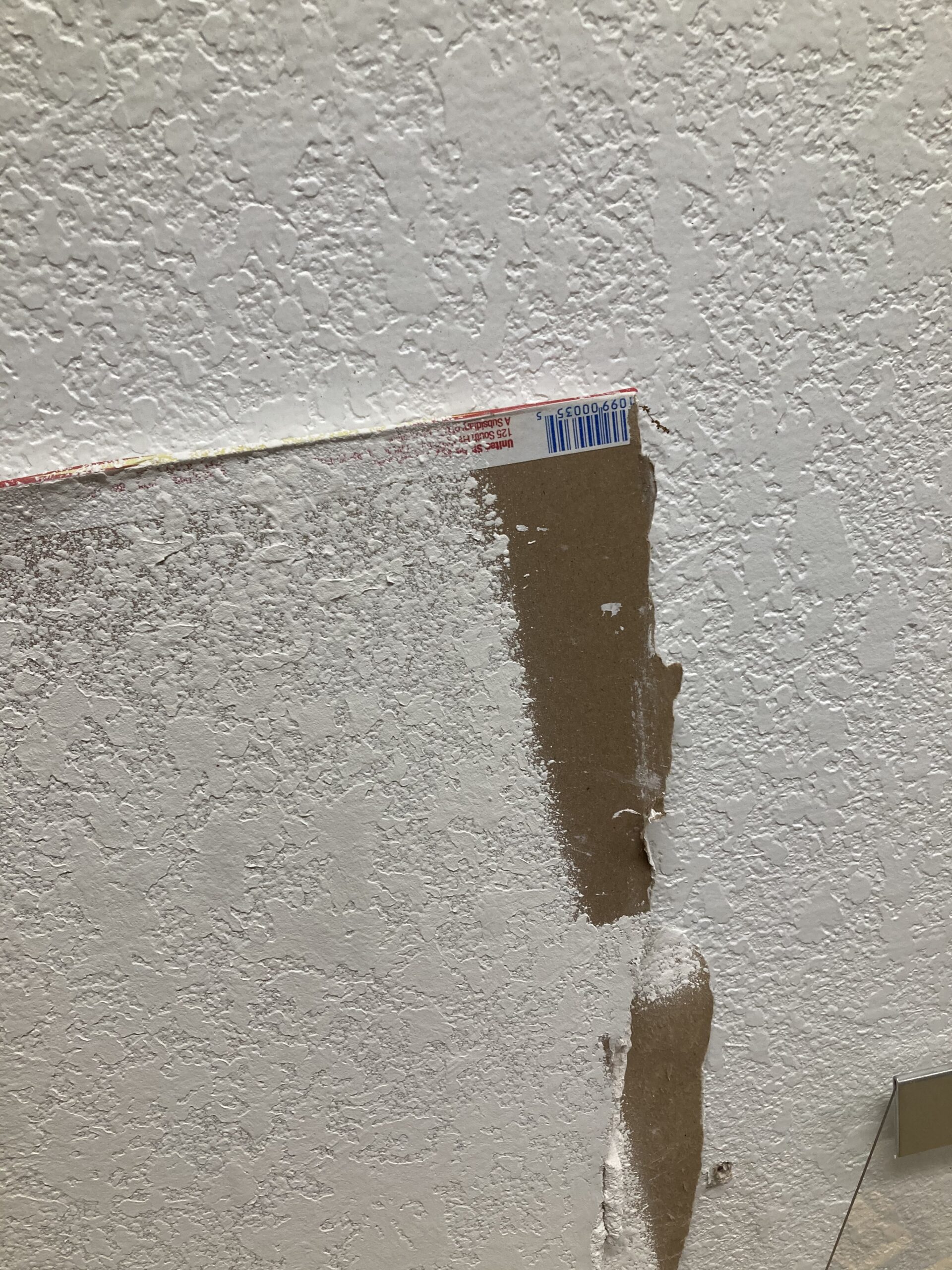 Goplus 1.45 Gallon Air Texture Gun, Drywall Texture Sprayer with 3 Nozzle 4.0mm, 6.0mm, 8.0mm, Air Hopper Spray Gun, Perfect for Orange Peel, Stucco Mud, Knockdown, Popcorn Ceiling customer photo 2