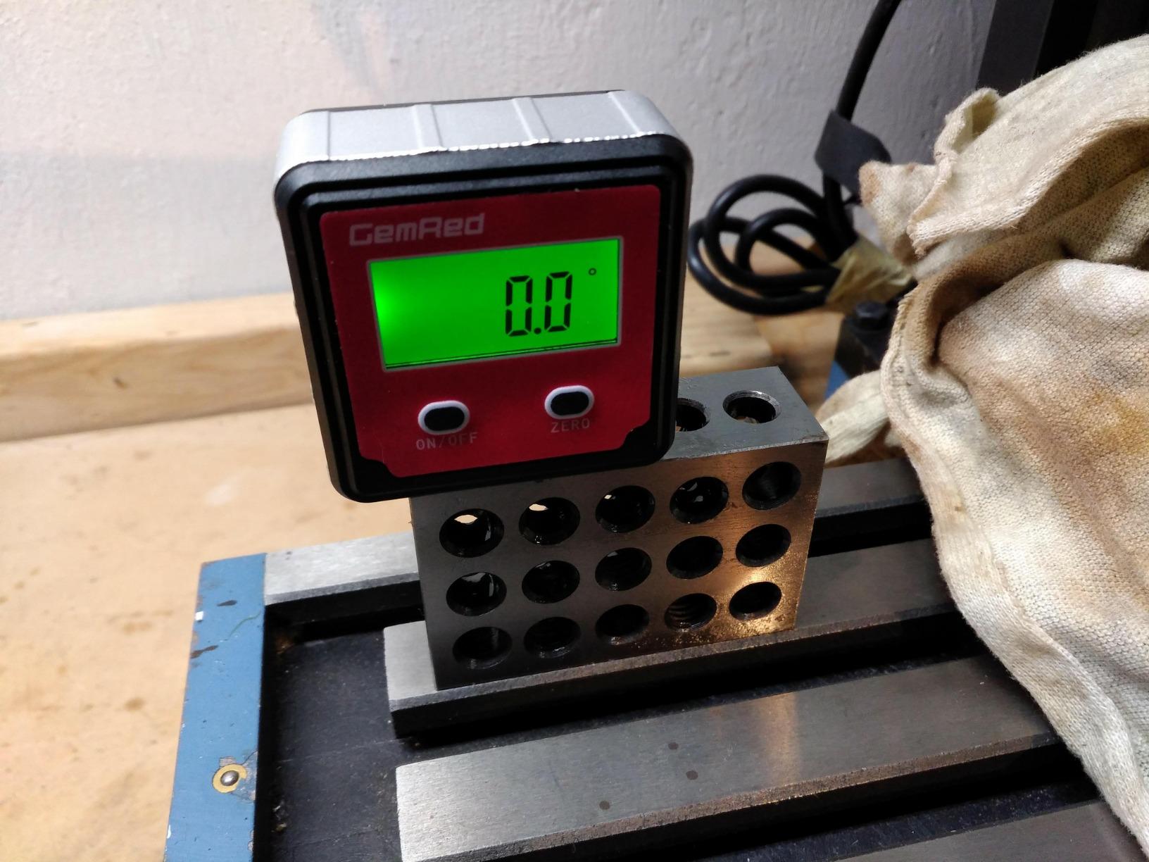 GemRed 82412 Digital Angle Gauge (Green Backlight) customer photo 1