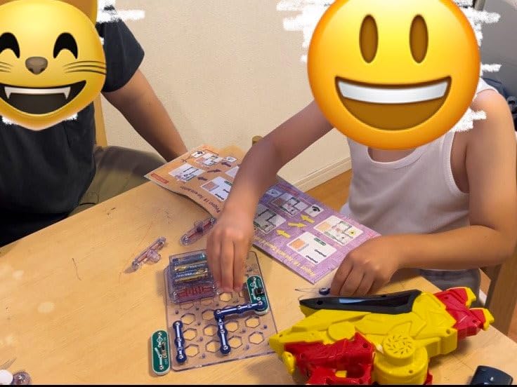 Snap Circuits Beginner, Electronics Exploration Kit, Stem Kit for Ages 5-9 (SCB-20) customer photo 2