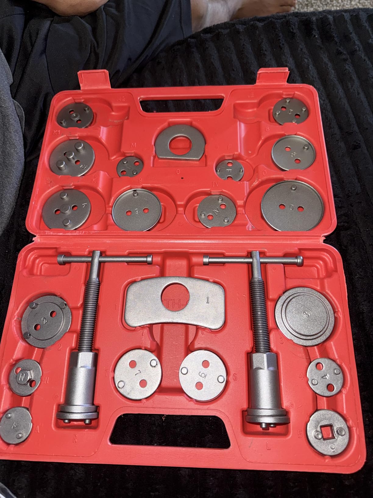 8MILELAKE Disc Brake Caliper Compressor Wind Back Tool 24pc Professional Caliper Tool Set customer photo 1