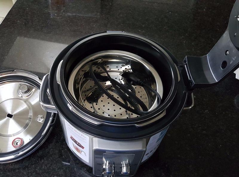 Breville Fast Slow Pro Pressure Cooker BPR700BSS, Brushed Stainless Steel customer photo 2