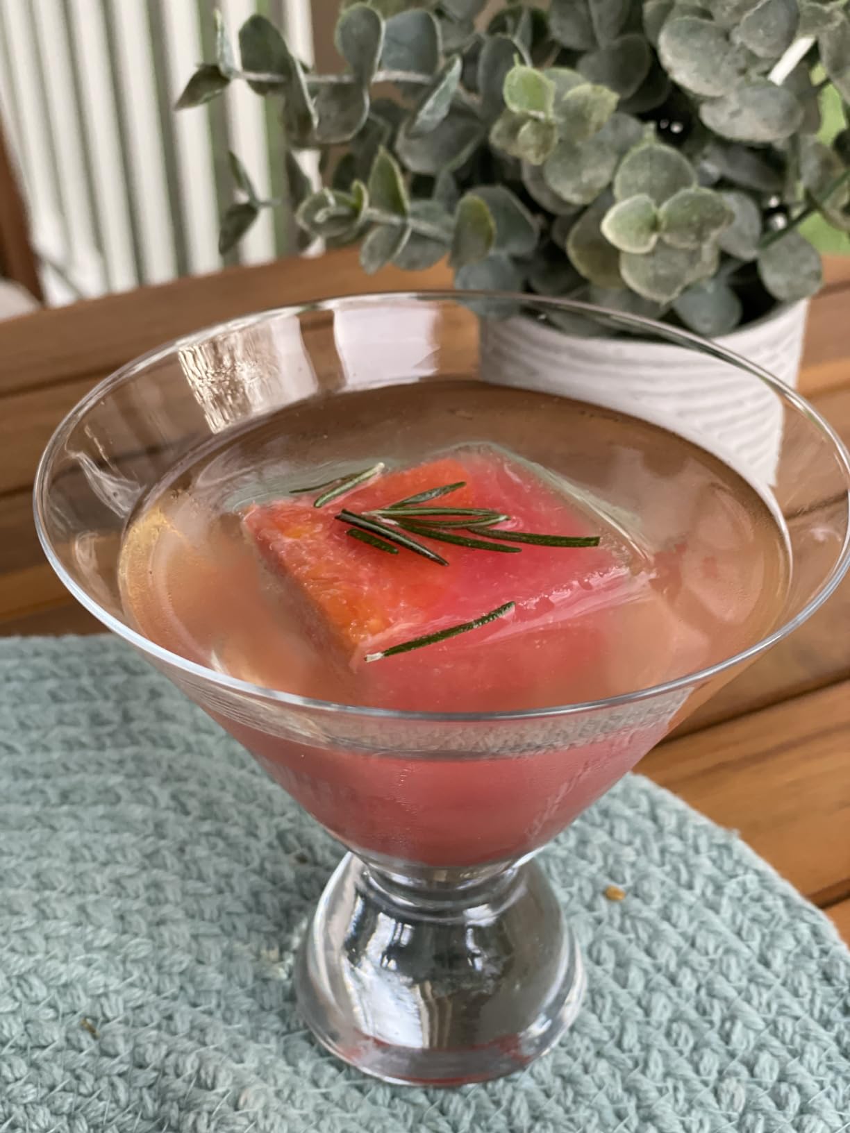 OXO Good Grips Covered Ice Cube Tray (Large Cube), Dark Blue customer photo 2