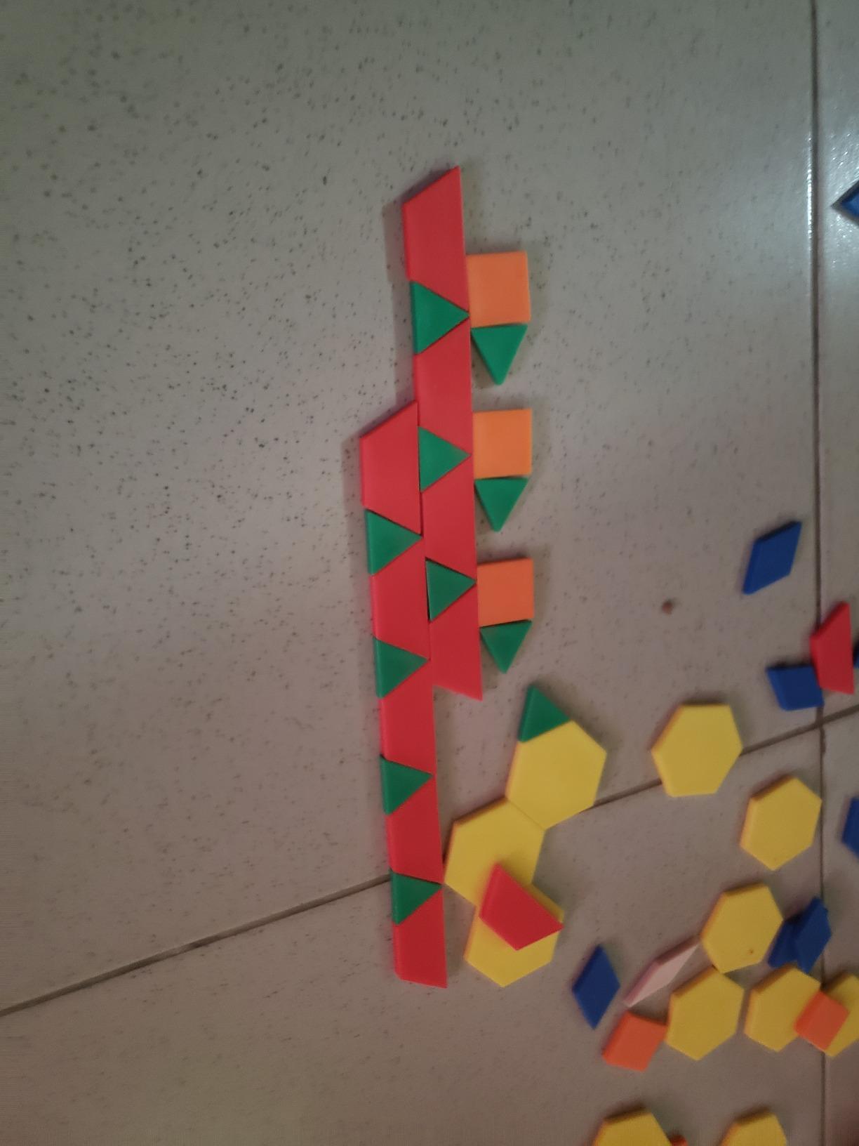 edxeducation Plastic Pattern Blocks | Set of 250 | Math Manipulative for Fractions, Symmetry, Patterning and Creativity | Math Supplies for Classroom customer photo 1