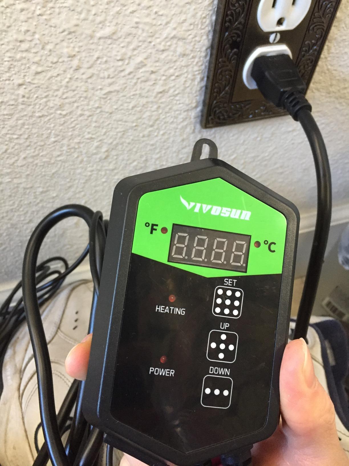 VIVOSUN Digital Heat Mat Thermostat Controller, 40-108 ºF 1000W for Reptiles, Seedlings, Germination, Incubation and Fermentation customer photo 1
