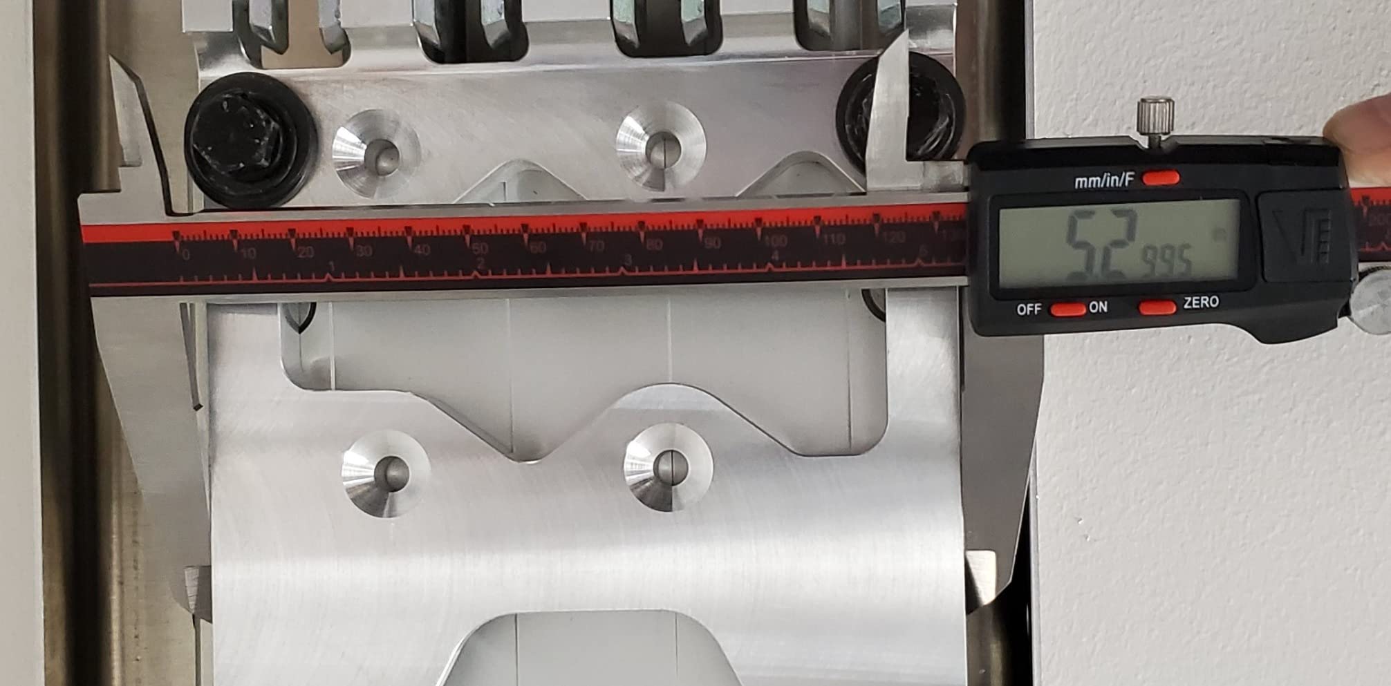 VINCA IP54 Grade Digital Caliper, DCLA-0605 6 Inch/150mm, Inch/Millimeter/Fraction Conversion, Stainless Steel, Large LCD Screen customer photo 1