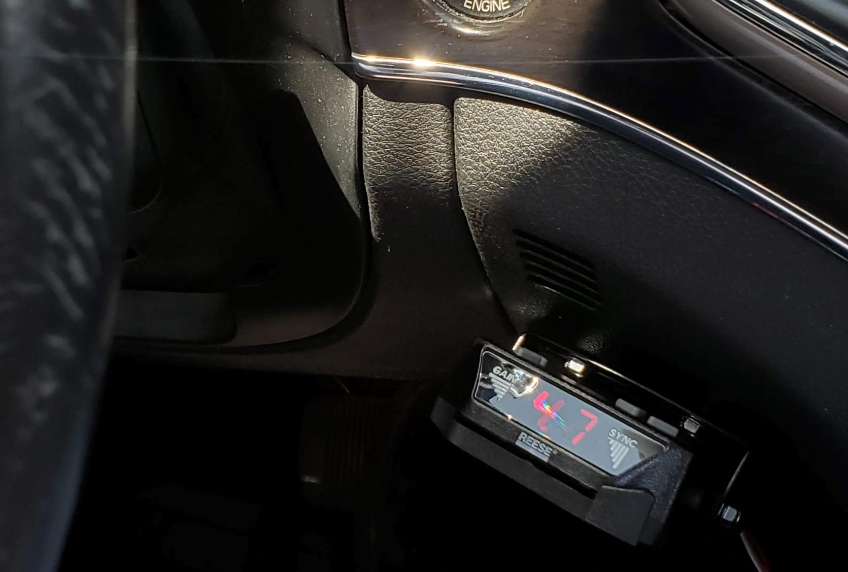 REESE Towpower 8507111 Brakeman IV Time-Delay Brake Controller for Trailers with 1-4 Axles, Compatible with Ford, GM, Chevy, Dodge, RAM, Toyota, Jeep. Wiring Harness Sold Separately. customer photo 2