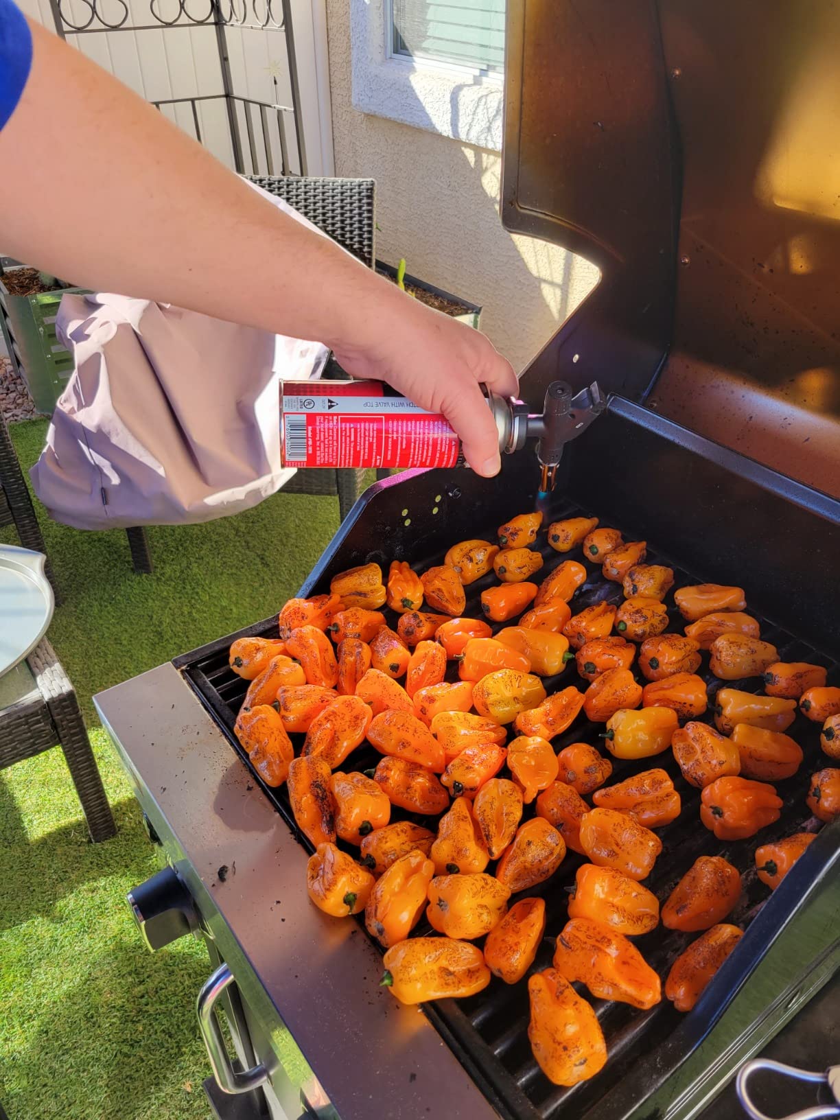 Chef's Torch, Kitchen Torch, Cooking Torch, Refillable Butane Torch Lighter w/ Adjustable Flame for Searing Steaks, Creme Brulee, Desserts, BBQ, Baking, Craft by Chef Master 90014 customer photo 2