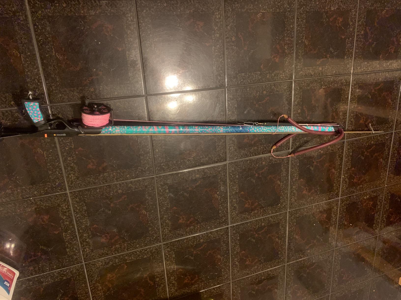 Mares Bandit Sling Speargun - Durable Easy to Use Spear Gun for Spearfishing - Ergonomic Handle, 7mm Shaft & 16mm Circular Elastic Band customer photo 2