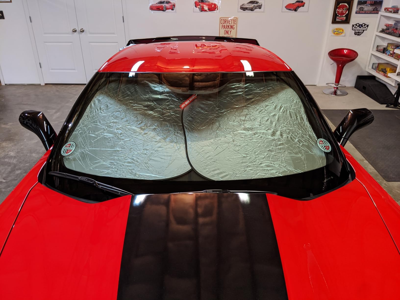 EzyShade Windshield Sun Shade with Shield-X Reflective Technology. See Size-Chart with Your Vehicle. Foldable 2-Piece Car Sunshades Reflect UV Sun and Heat and Protect Your Car. Standard (Medium) Size customer photo 1