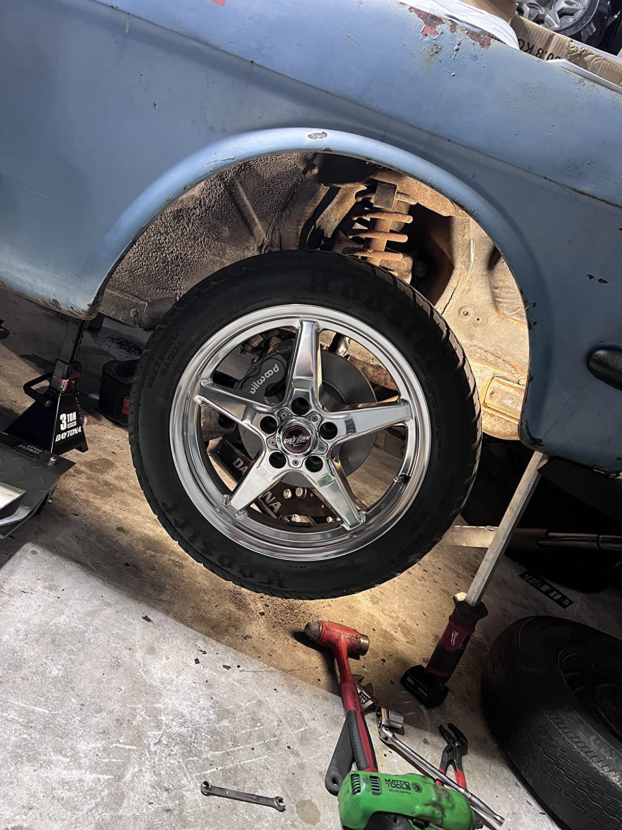 Brake System, Classic Series, Dynalite, Front, 4 Piston Caliper, 11.30 in Solid Rotor, Offset, Aluminum, Gray, Various Ford 1965-70, Kit customer photo 2