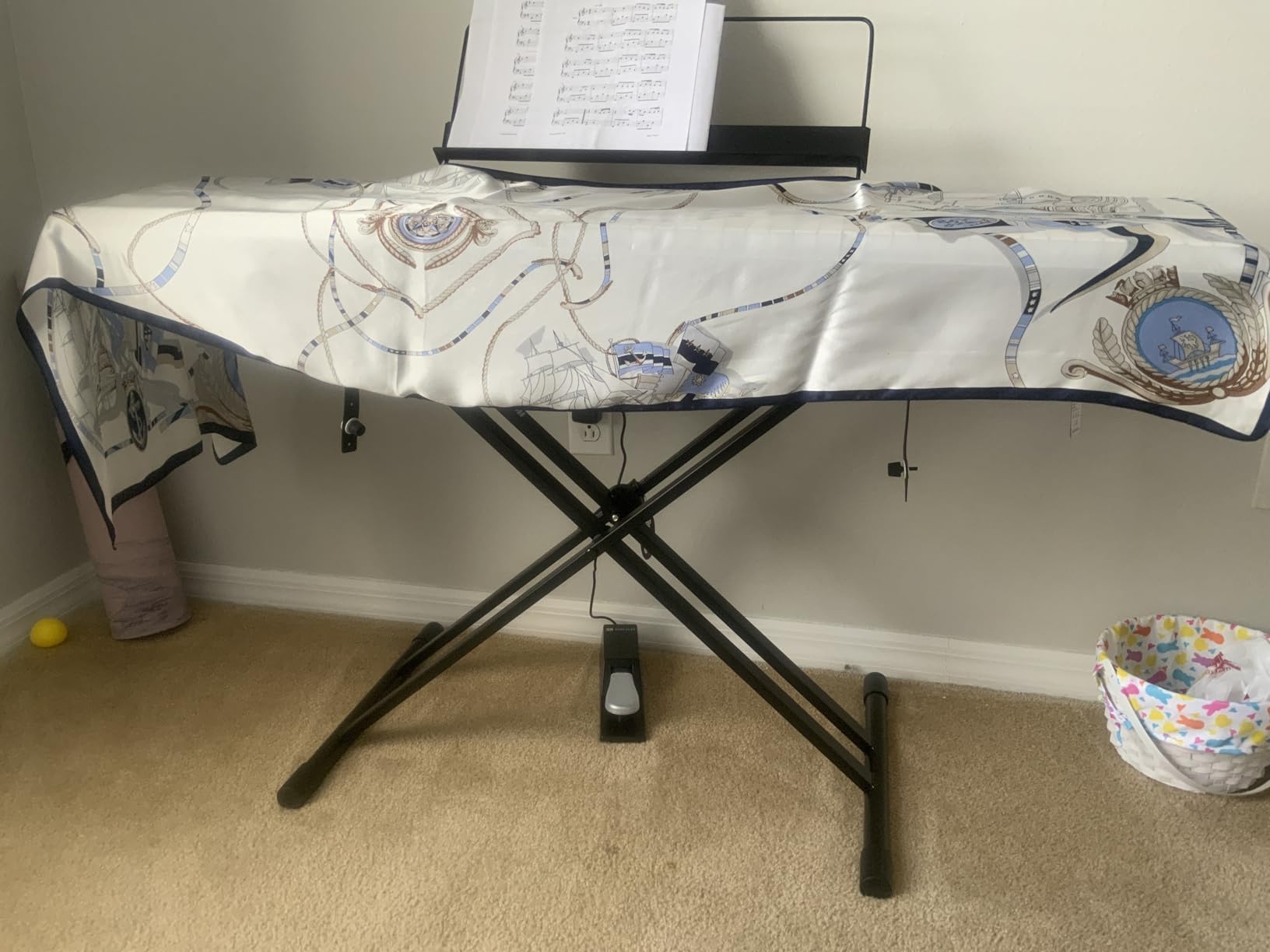 RockJam Xfinity Heavy-Duty, Double-X, Pre-Assembled, Infinitely Adjustable Piano Keyboard Stand with Locking Straps customer photo 1