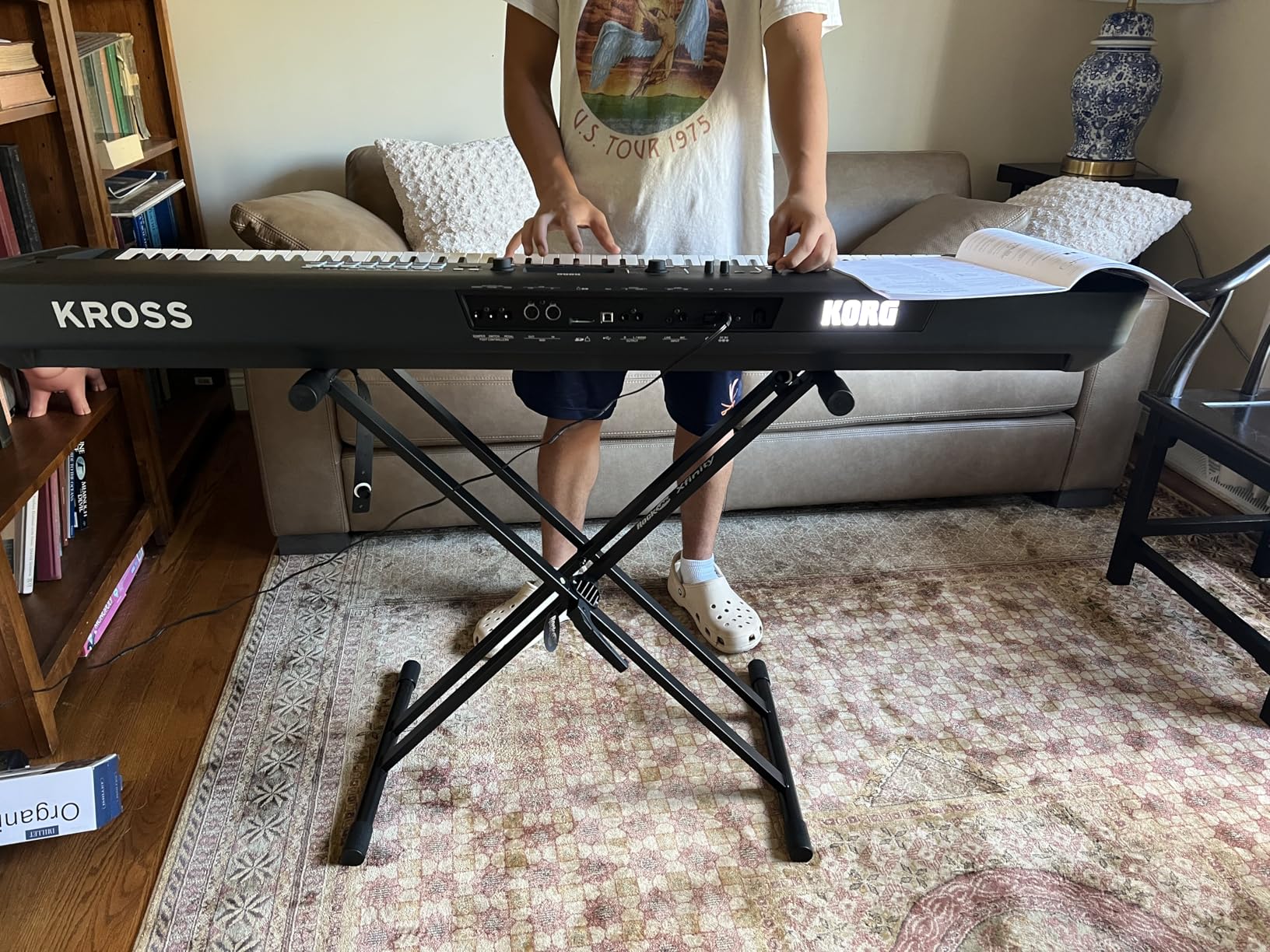 RockJam Xfinity Heavy-Duty, Double-X, Pre-Assembled, Infinitely Adjustable Piano Keyboard Stand with Locking Straps customer photo 2