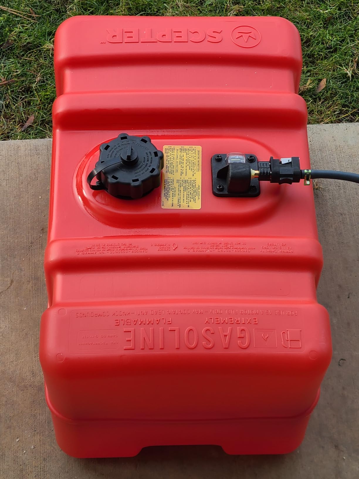 Scepter 6 Gallon Portable Marine Gas Can, Boat Fuel Tank with 2-Way Vented Cap, Built-In Fuel Gauge and Pick-Up, Top Handle, EPA & CARB Compliant, Underseat Design customer photo 2