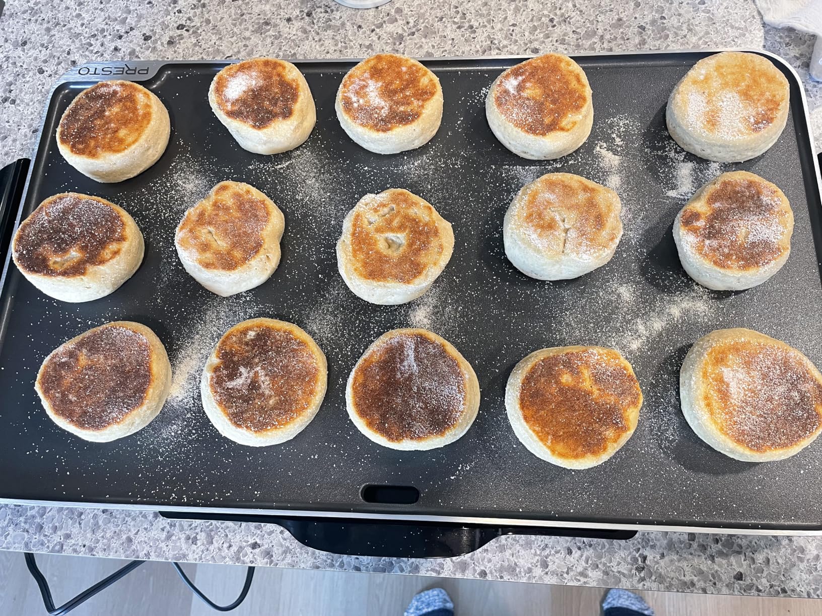 Presto 07072 22-Inch Extra Large Griddle, 22