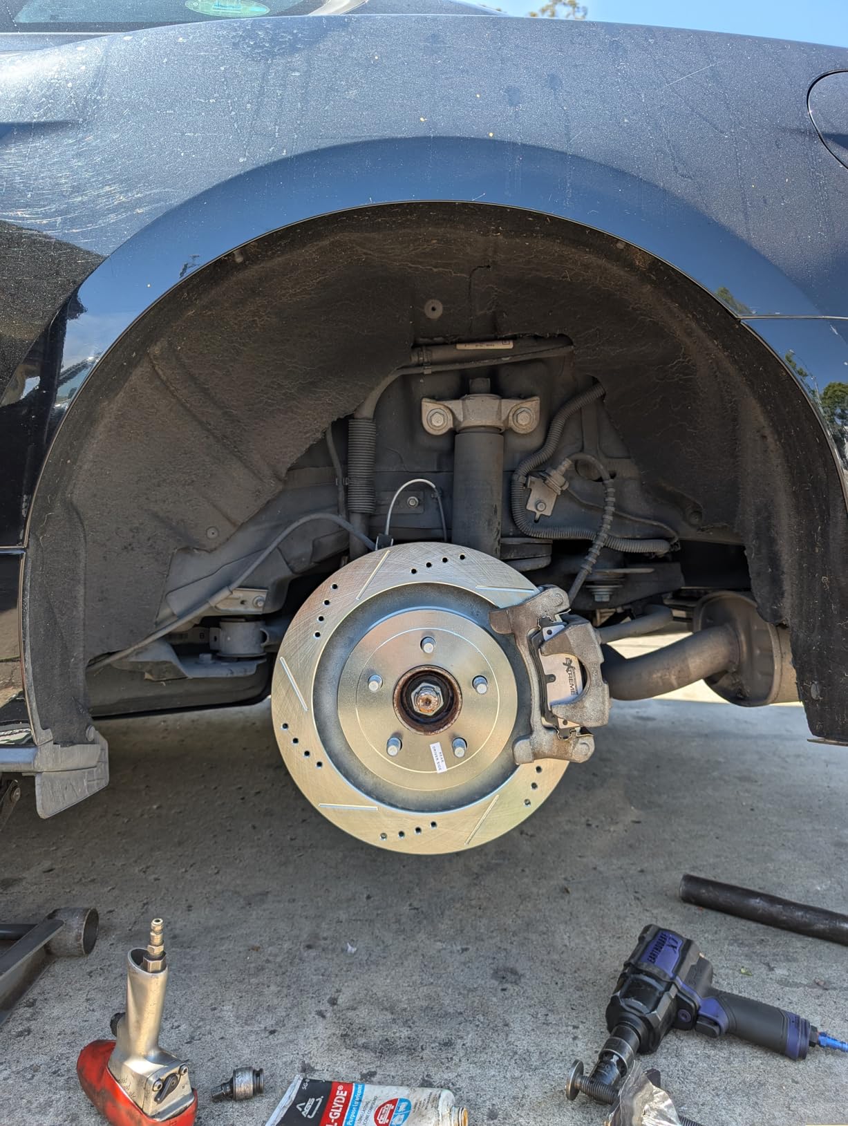 Front and Rear Brake Kit For Ford Mustang 2015-20 - Carbon Fiber Ceramic Brake Pads + Drilled & Slotted Rotors Upgrade customer photo 1