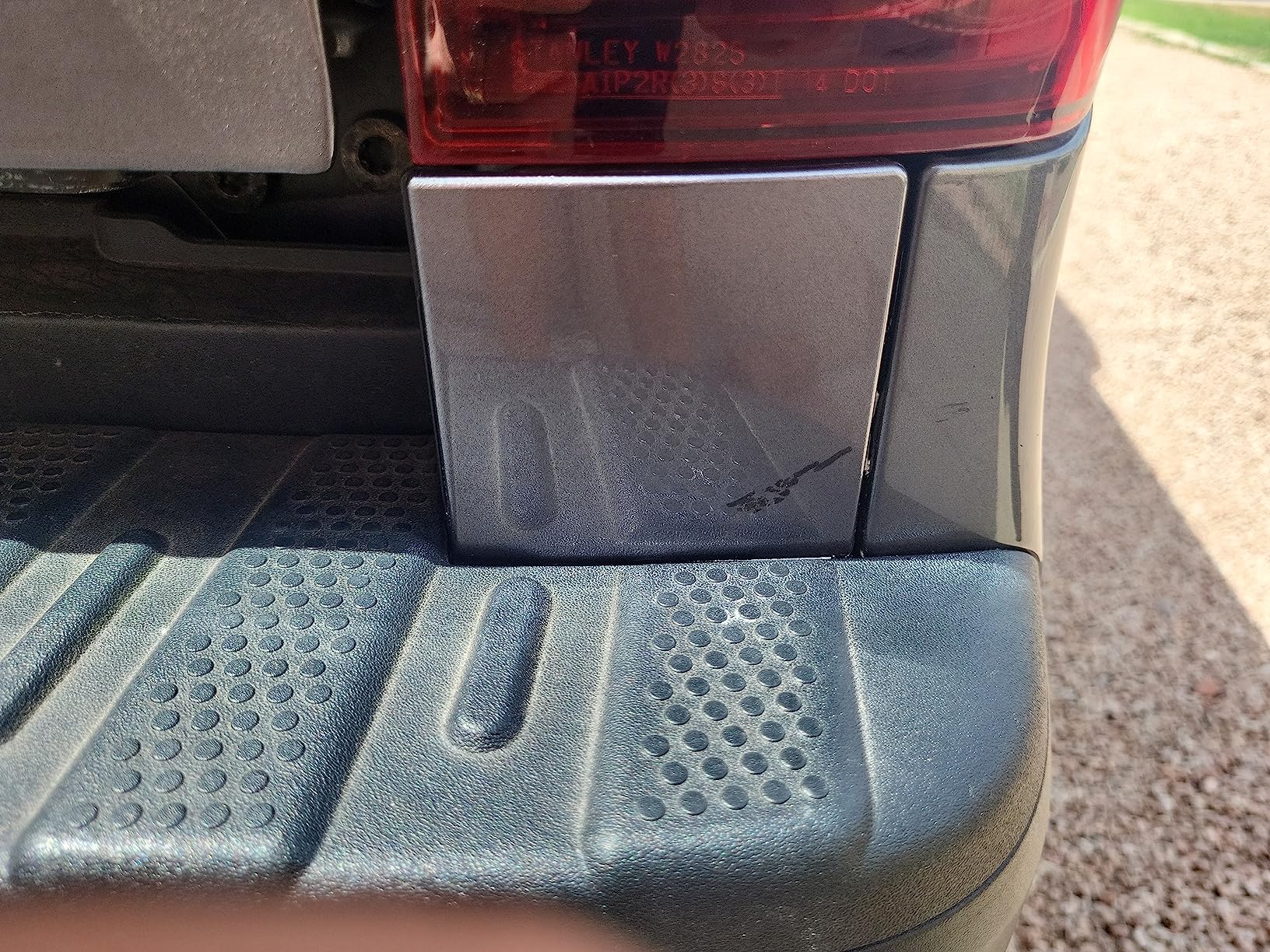 Honda Genuine 08703-NH797MAH-A1 Modern Steel Metallic Touch-Up Paint Pen (.44 fl oz, Paint Code: NH797M) customer photo 2