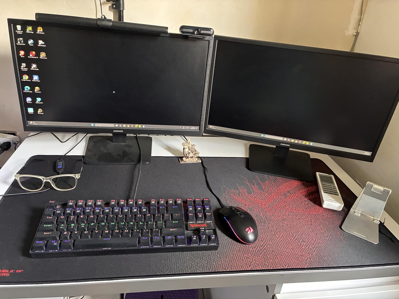 ASUS ROG Sheath Gaming Mouse Pad - 35.4