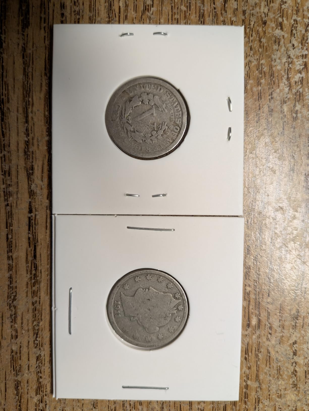 10x Foldable Pocket Magnifier Loupe with UV and LED Light for Jewelry, Rocks, Coins, and Antiques - Illuminated Magnifying Tool for Eye, Stamps, Watches, Hobbies, and Gems customer photo 1