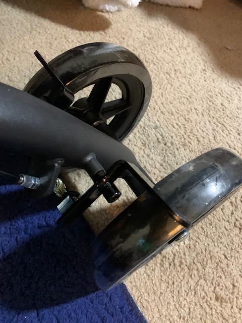 KneeRover Economy Steerable Knee Scooter - Foldable Mobility Aid & Knee Walker with Adjustable Handlebar and Comfortable Knee Pad for Adults (Black) customer photo 1