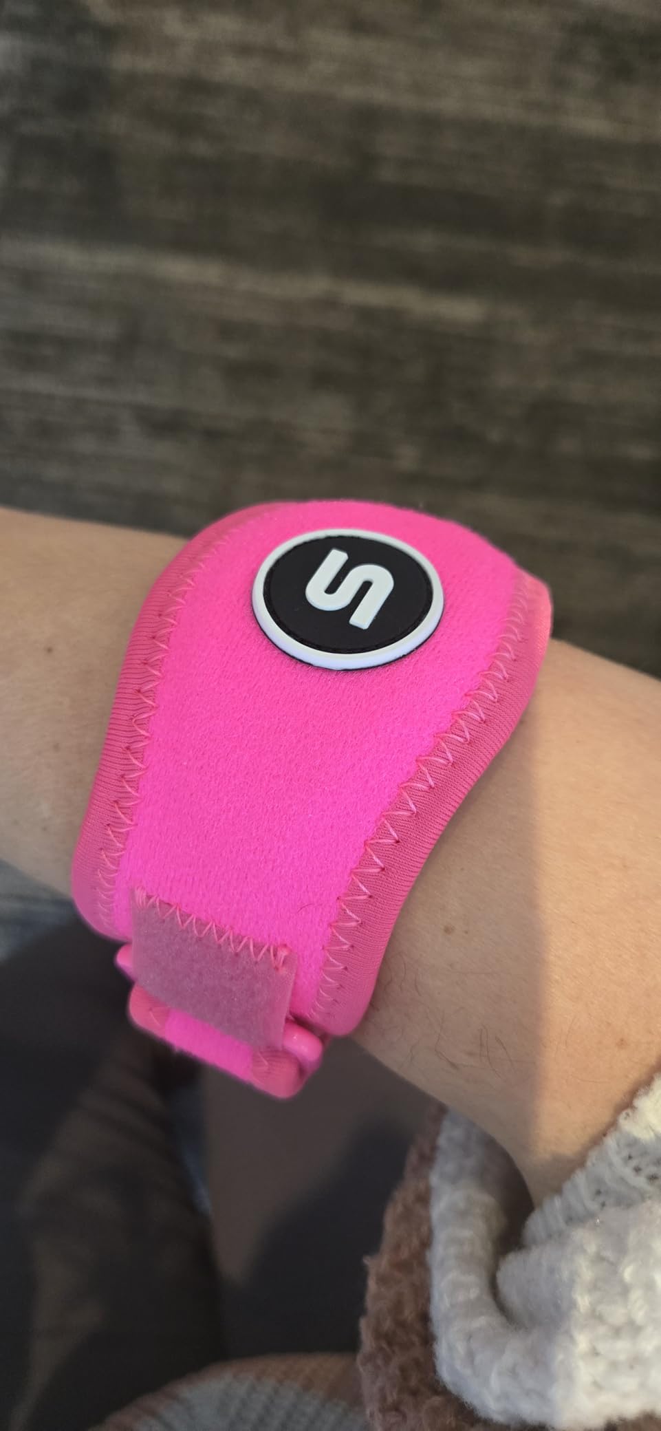 Sleeve Stars Tennis Elbow Brace for Women - Adjustable Tennis Elbow Strap, Golfers Elbow Brace for Men, Counterforce Brace for Tennis Elbow for Tendonitis Relief, Fits 9