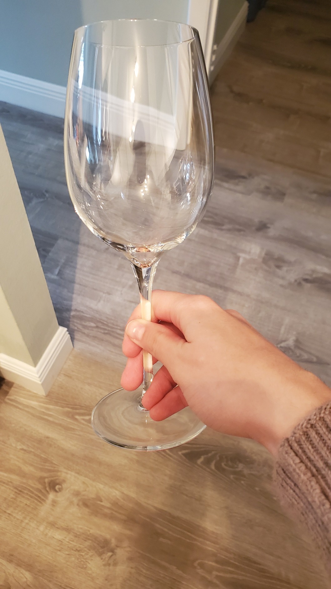 Libbey Signature Kentfield Estate All Purpose Wine Glasses Set of 4, Long Stem Wine Glasses for Red and White Wine customer photo 1