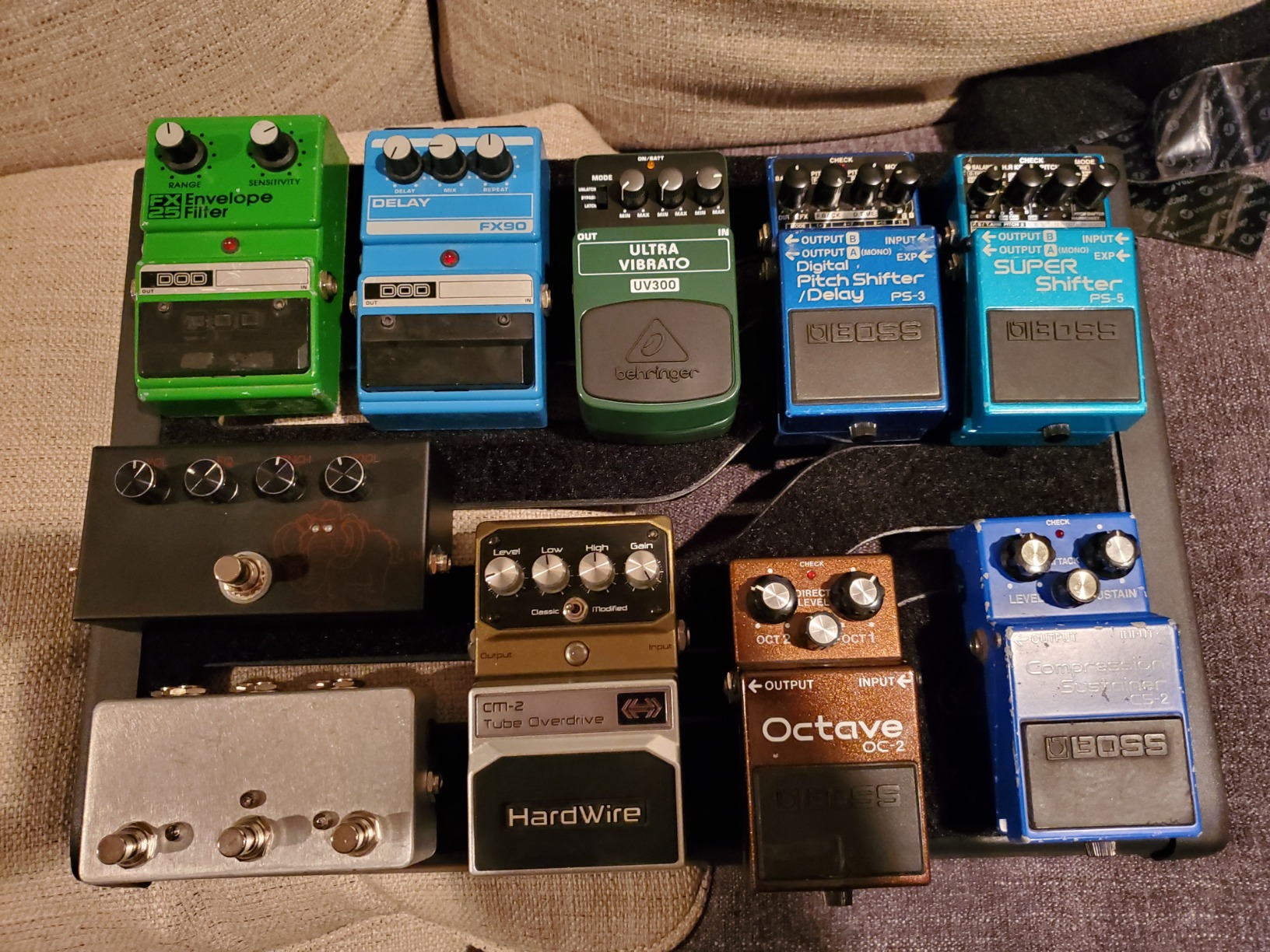 Donner Guitar Pedal Board Case DB-3 Aluminium Pedalboard 20'' x 11.4'' x 4'' with Bag customer photo 2