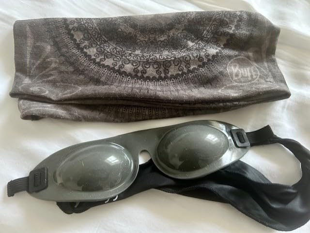 Eyeseals 4.0 Sleep Mask - Clear - Moisturizing Eye Masks for Sleep Keep Dry Air Out - Latex-Free Eye Mask Great for CPAP Users customer photo 2