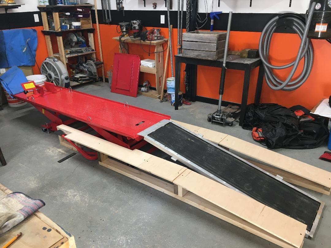 Hydraulic Motorcycle Lift, 1000 LB Capacity Lift Hoist Jack Stand, for Mechanics, Workshops, and Homes customer photo 1