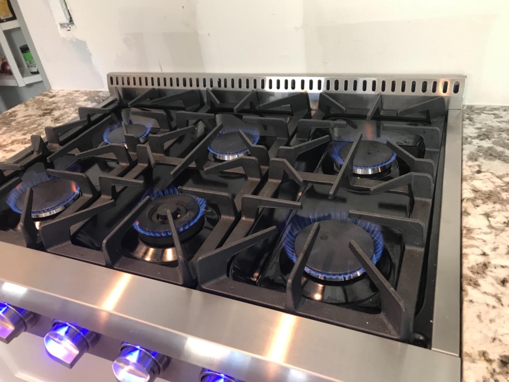 THOR KITCHEN Pro-Style Gas Rangetop with 6 Sealed Burners 36-Inch, Stainless Steel HRT3618U customer photo 2