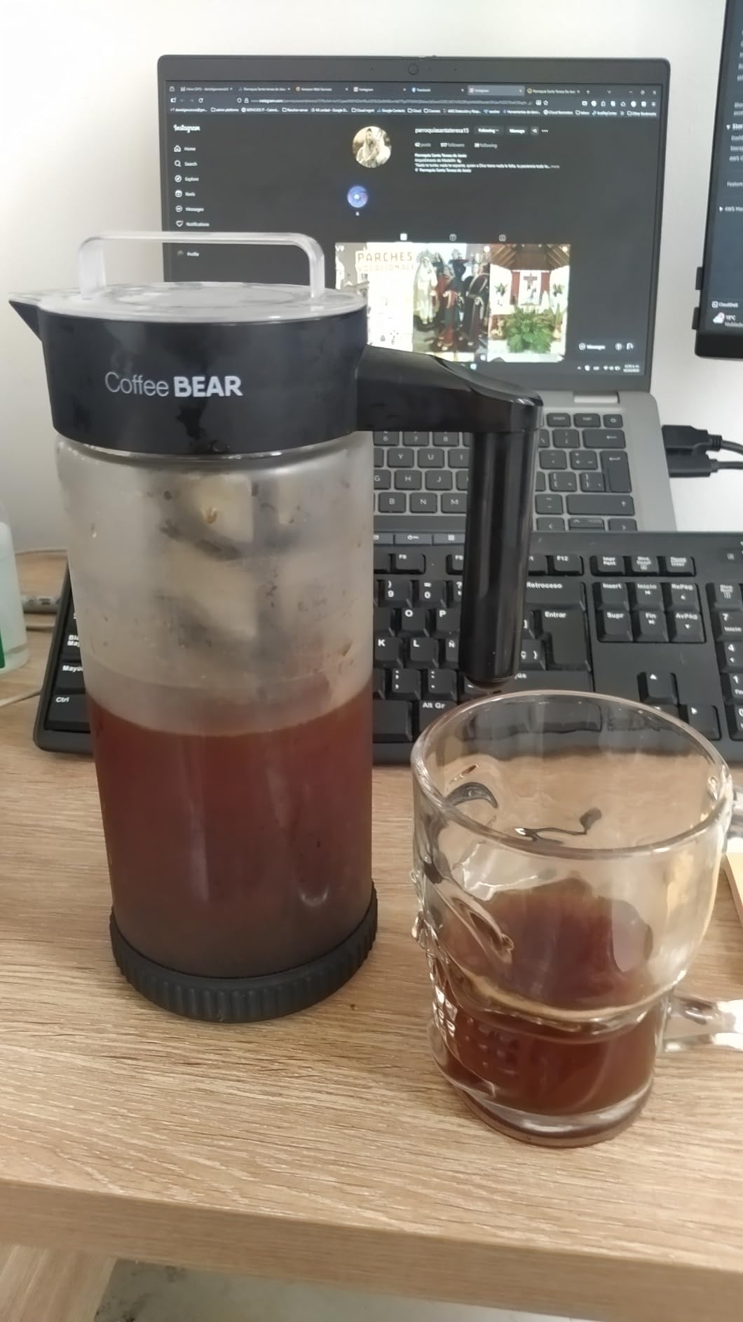 COFFEE BEAR - Cold Brew Coffee Maker and Iced Tea Brewer, Large 1.3L (44oz) Borosilicate Glass Pitcher with Reusable Mesh Filter customer photo 1