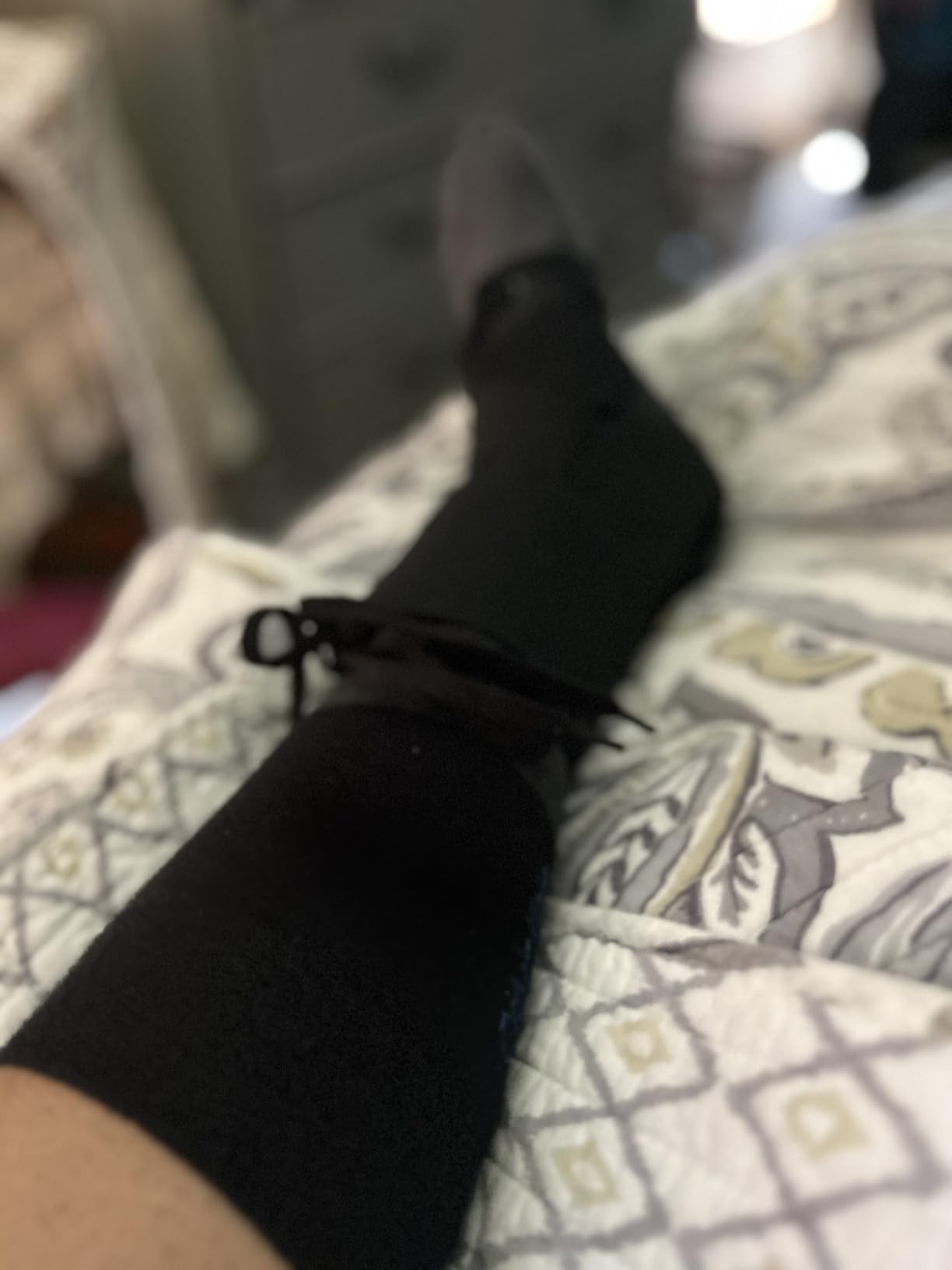 Z ATHLETICS Ankle Brace for Women & Men - Lace Up Adjustable Support with Side Stabilizers for Sprained Ankle, Achilles Tendonitis Relief | Basketball, Volleyball, Running & Sports Recovery customer photo 2