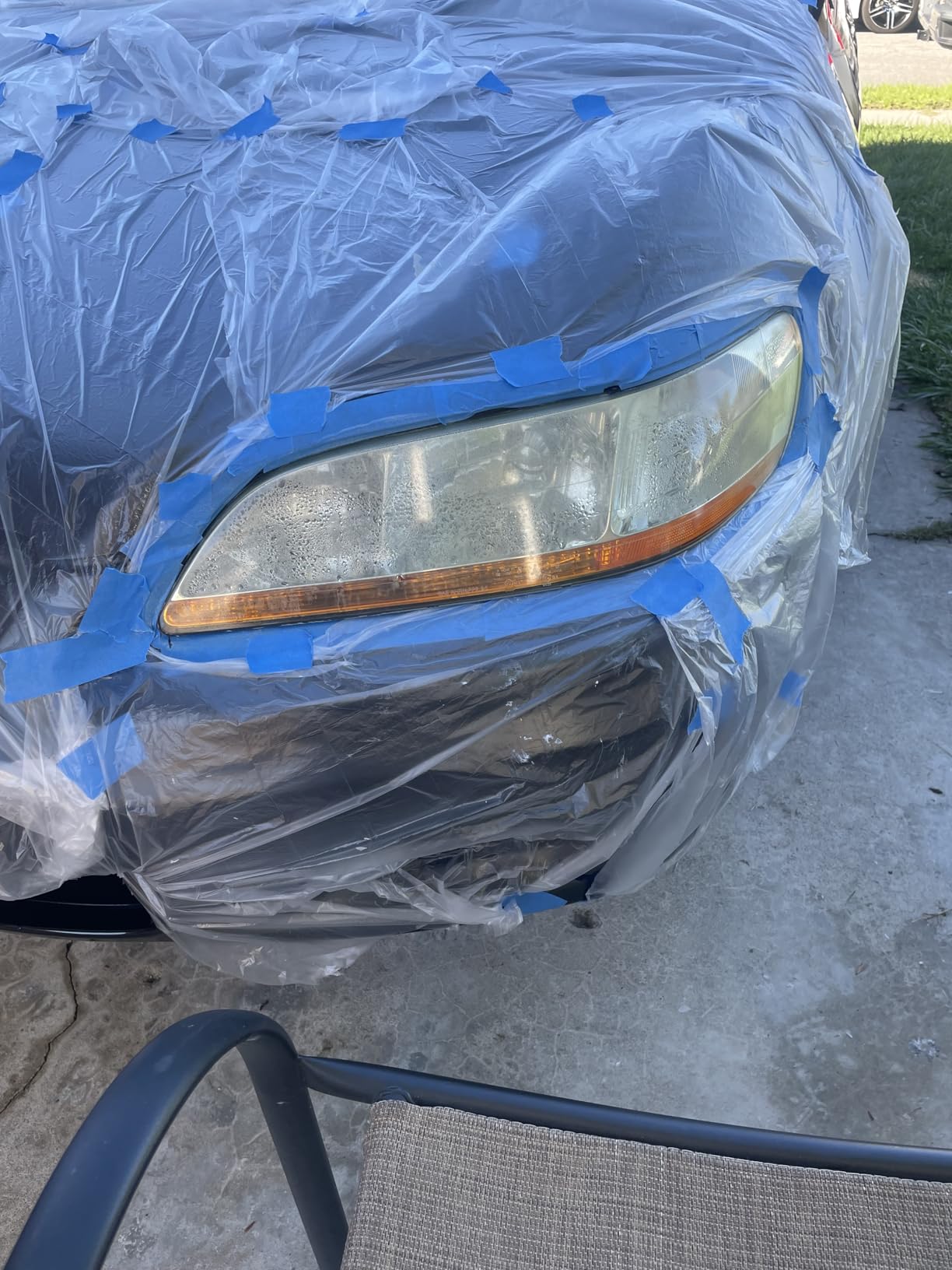 Meguiar's Two Step Headlight Restoration Kit, Headlight Cleaner Restores Clear Car Plastic and Protects from Re-Oxidation, Includes Headlight Coating and Cleaning Solution - 4 Count (1 Pack) customer photo 1