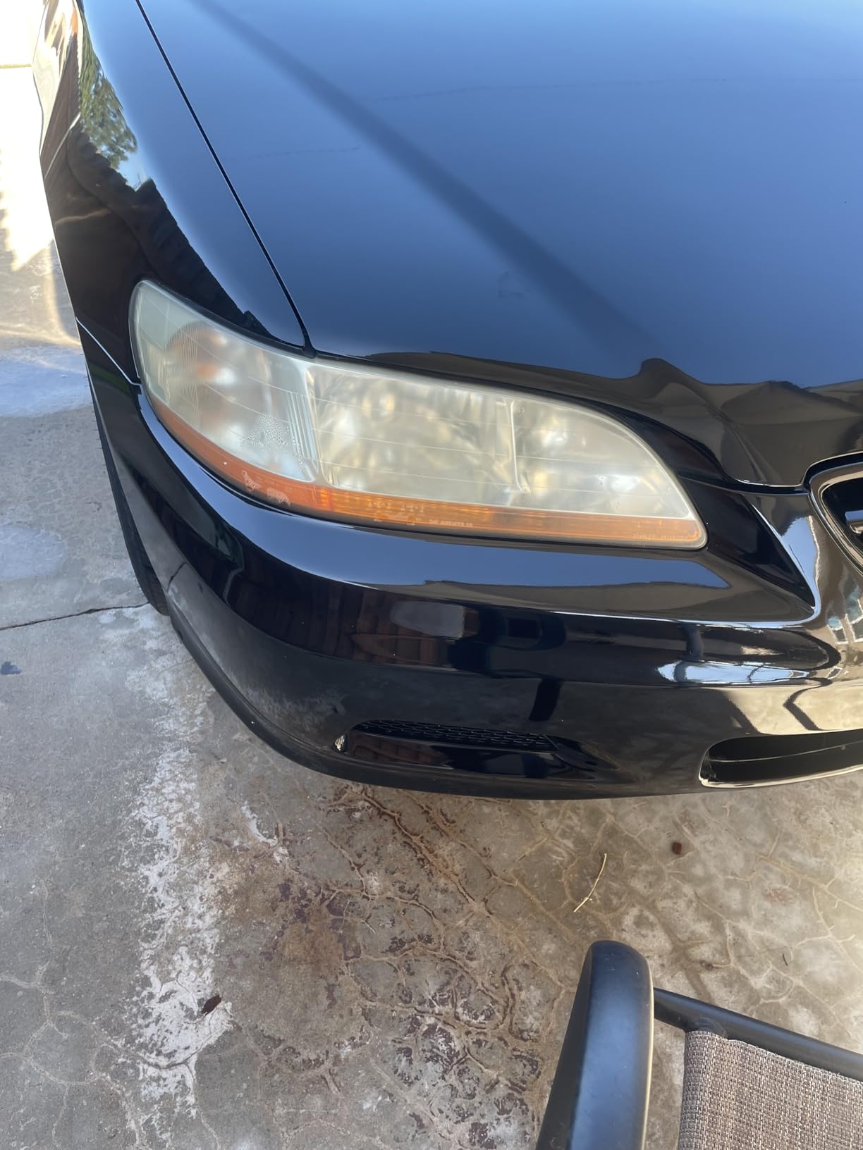 Meguiar's Two Step Headlight Restoration Kit, Headlight Cleaner Restores Clear Car Plastic and Protects from Re-Oxidation, Includes Headlight Coating and Cleaning Solution - 4 Count (1 Pack) customer photo 2