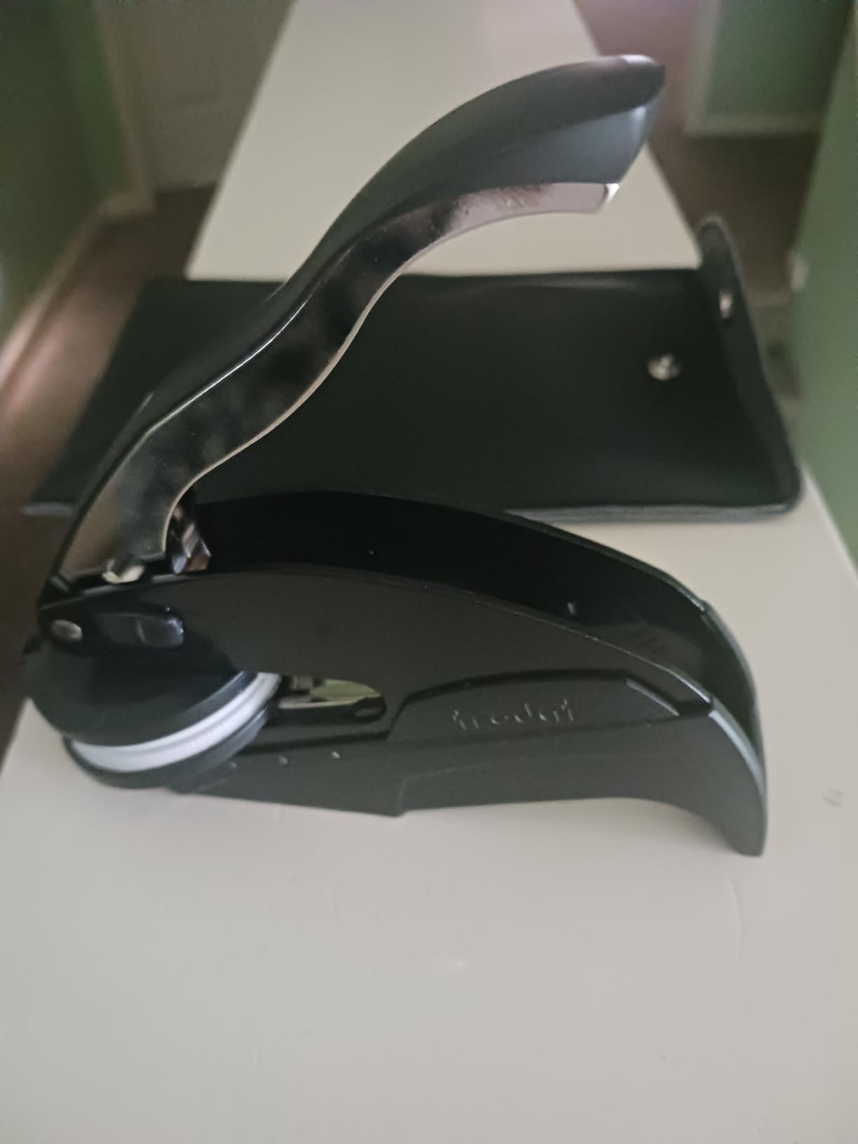 ExcelMark Notary Embosser for All 50 States- Official State Seal (All 50 States) customer photo 2