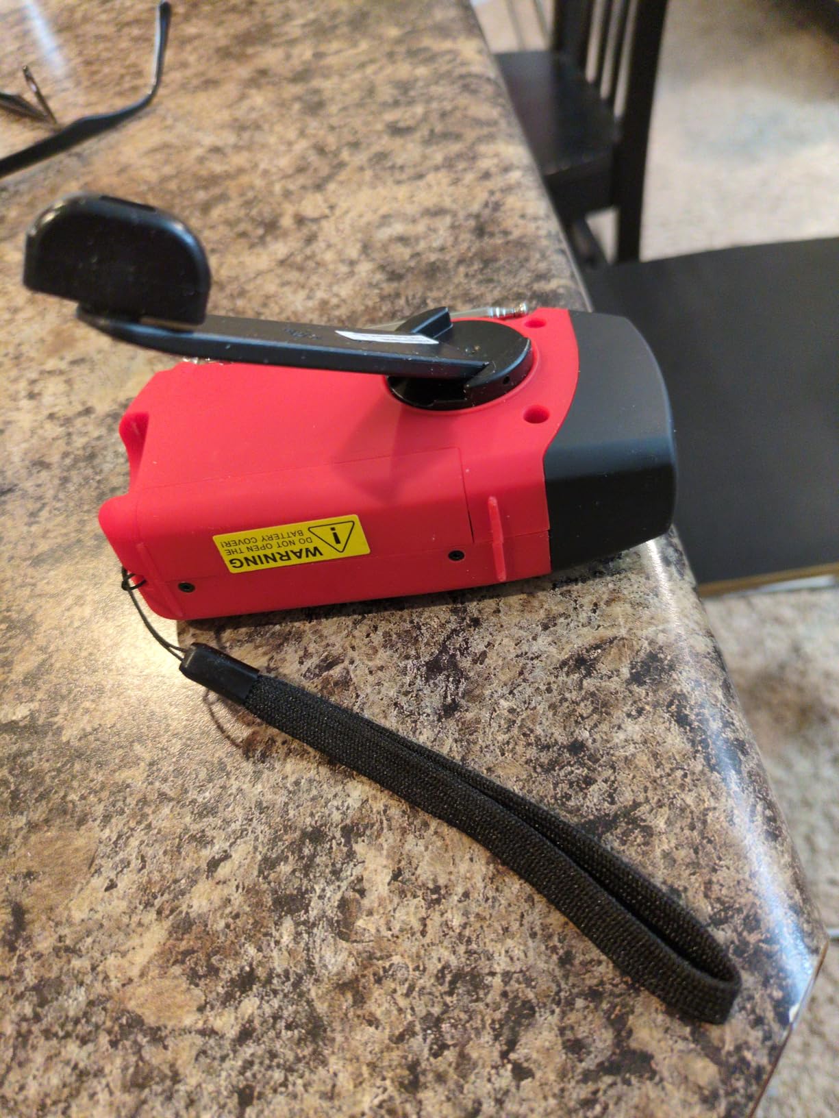 RunningSnail Emergency Hand Crank Radio With LED Flashlight For Emergency, AM/FM NOAA Portable Weather Radio With 2000mAh Power Bank Phone Charger, USB Charged & Solar Power For Camping, Emergency customer photo 2