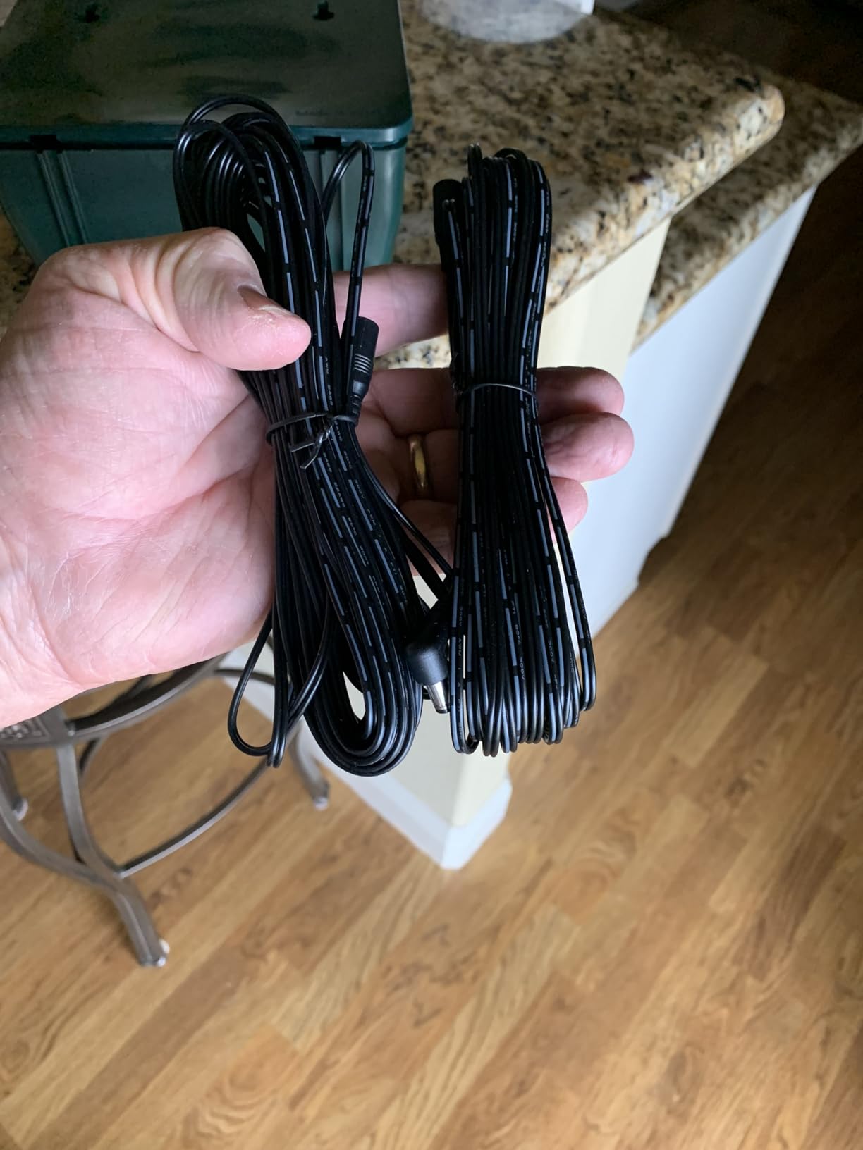 ASPECTEK Includes AC Adapter, Extension Cord Pest Repeller Yard Sentinel 2 Pack Outdoor Ultrasonic Animal Control, Green, Sound Frequency:15 kHz -18 kHz customer photo 1