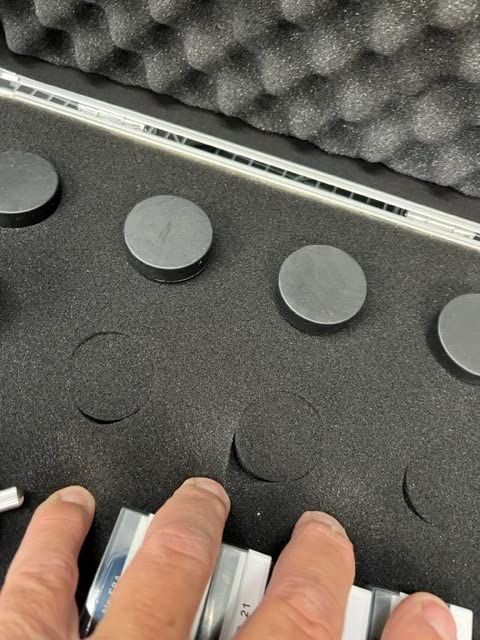 Astromania 14 Piece Telescope Accessory Kit 1.25 Inch Telescope Eyepiece and Filter Set Deluxe Version, 5pcs Plossl Eyepiece Set, 6pcs Colored Filter Set, Moon Filter, 2X Barlow Lens & Sturdy Carry Case customer photo 2