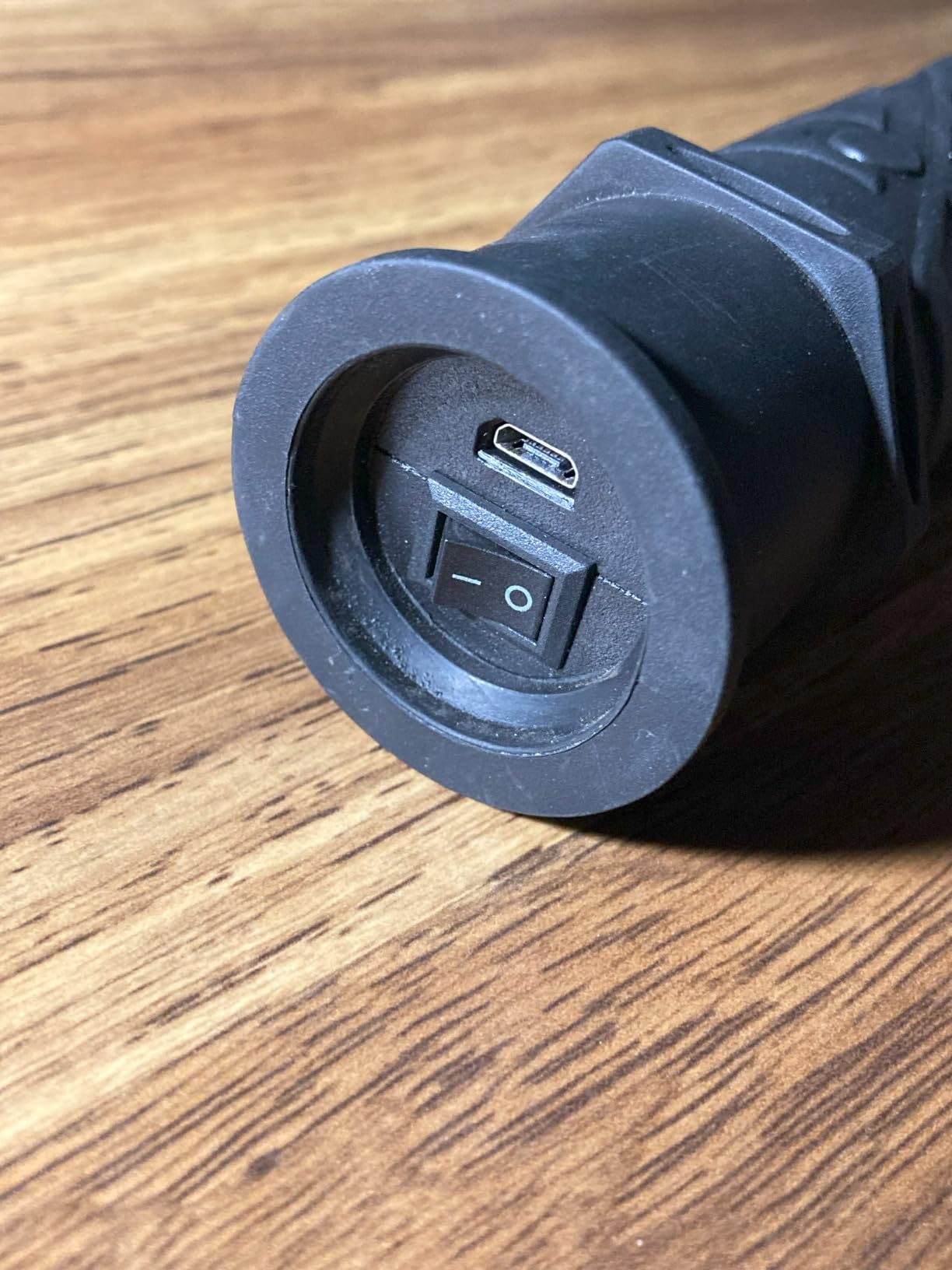 NEIKO 40447A Rechargeable Cordless Underhood Work Light, 202 SMD LED Light Bar with Max 1,200 Lumens, Li-Ion Battery, and 2 Brightness Modes customer photo 2