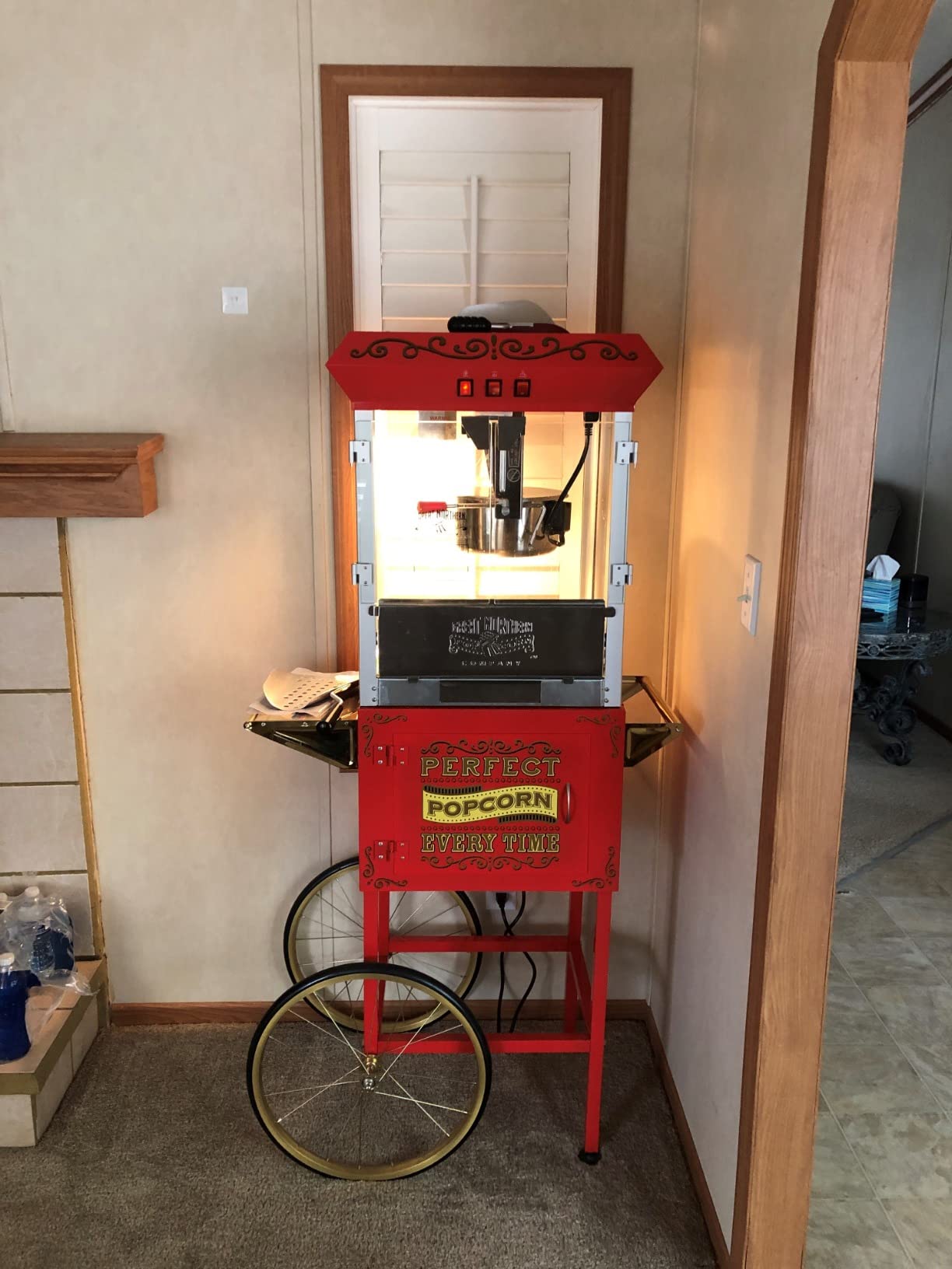 5995 10 oz. Perfect Popper Popcorn Machine with Cart - Red (5995 GNP Red 10oz. Full) customer photo 2