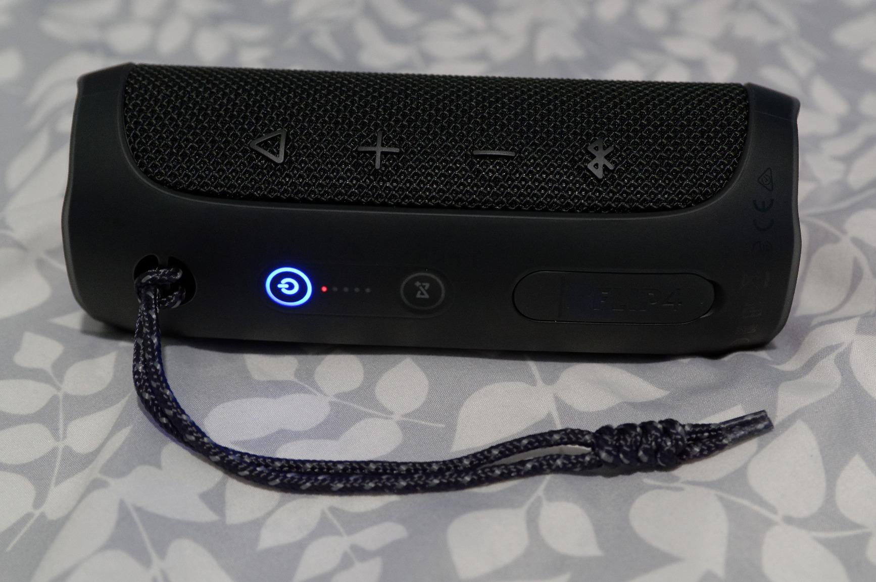 Flip 4 Waterproof Portable Bluetooth Speaker - Red customer photo 2