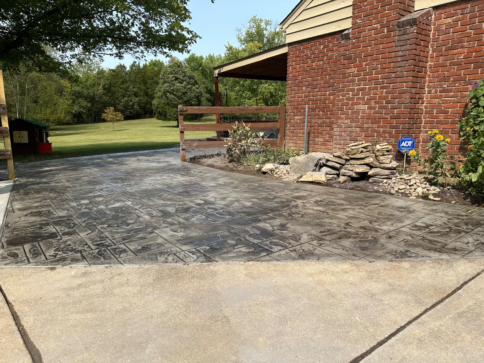 Ashler Notched Slate Concrete Stamp Set by Walttools | Decorative Tile Pattern Polyurethane Texturing Mats, Sturdy, Realistic Detail (8 Piece) customer photo 1