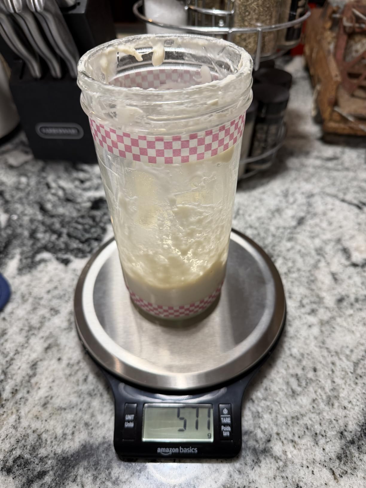 Amazon Basics Digital Kitchen Scale with LCD Display, Tare Function, Multiple Units, Weighs up to 11 Pounds, Batteries Included, Black and Stainless Steel customer photo 2