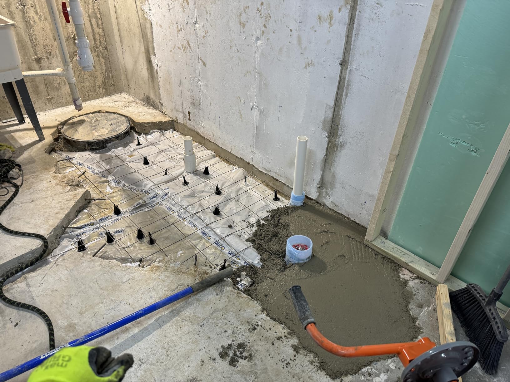 YARDMAX YM0046 1.6 Cu. Ft. Concrete Mixer customer photo 1