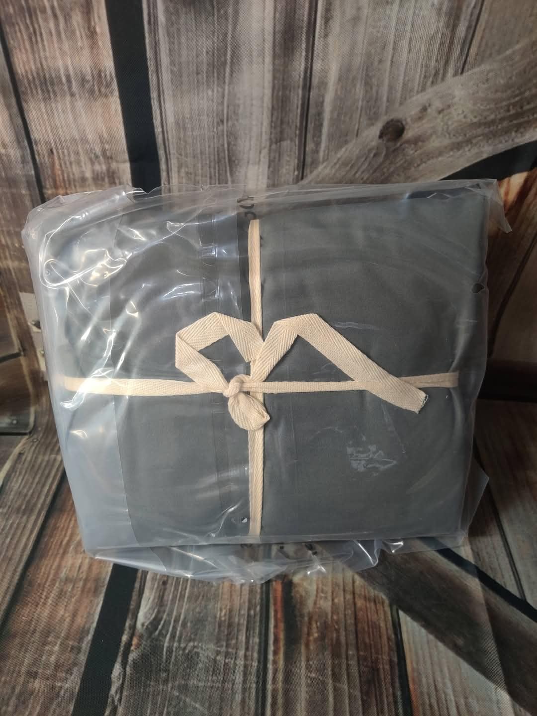 SONORO KATE Bed Sheet Set Super Soft Microfiber 1800 Thread Count Luxury Egyptian Sheets 16-Inch Deep Pocket Wrinkle and Hypoallergenic-4 Piece (Queen Dark Grey) customer photo 2